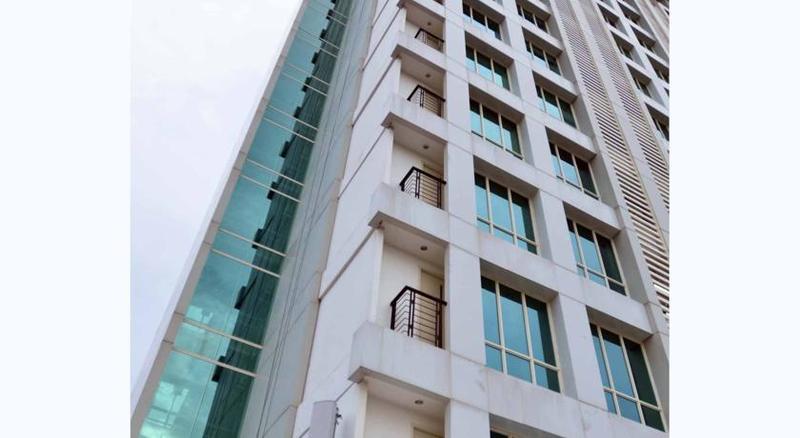 The Square Surabaya Hotel Exterior photo
